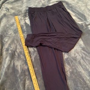 H&M divides navy blue pants
